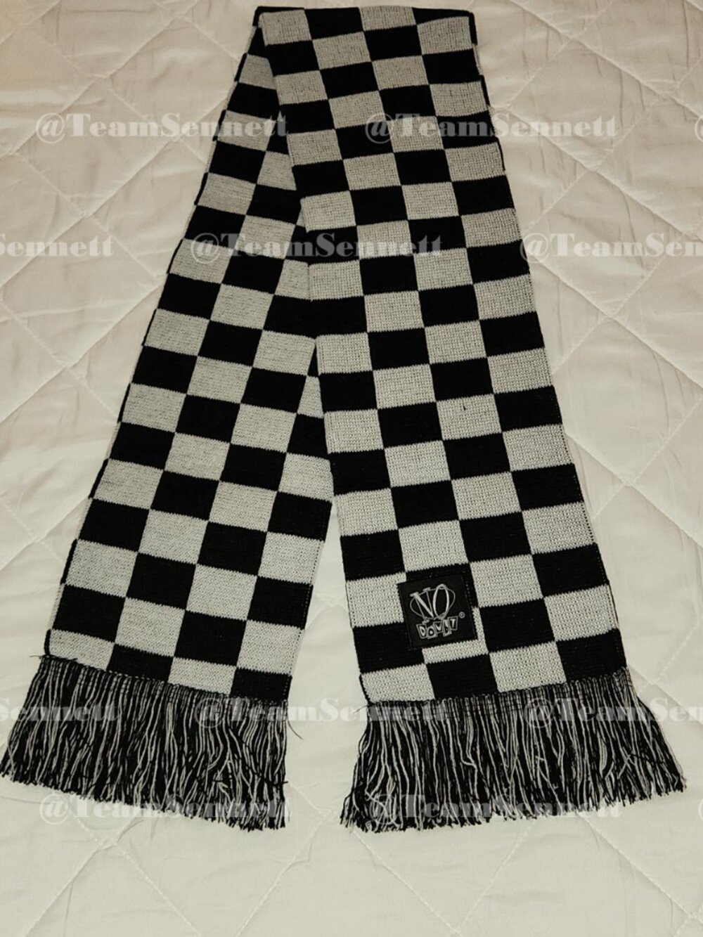 No Doubt Checkerboard Scarf / Sphere Las Vegas Residency 2026 - Picture 2 of 4